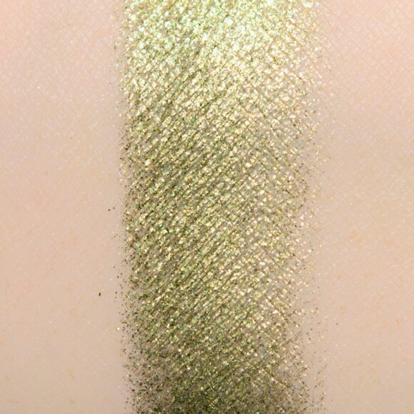 2/$20 MAC Cosmetics: Joie De Glitz - Dazzleshadow Extreme (Pro Palette Refill) - Picture 10 of 14